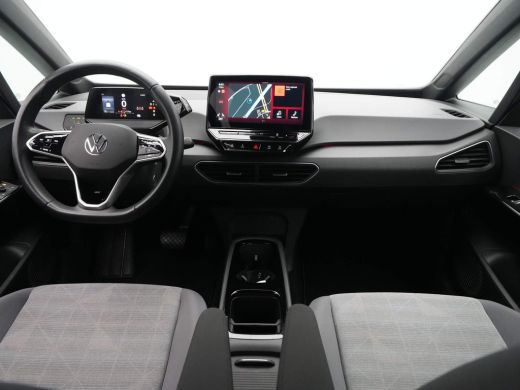 Volkswagen ID.3 Pure 150pk 45 kWh Navigatie Stuurverwarming Clima Led 124 ActivLease financial lease