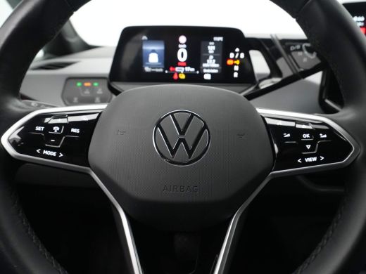 Volkswagen ID.3 Pure 150pk 45 kWh Navigatie Stuurverwarming Clima Led 124 ActivLease financial lease