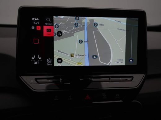 Volkswagen ID.3 Pure 150pk 45 kWh Navigatie Stuurverwarming Clima Led 124 ActivLease financial lease