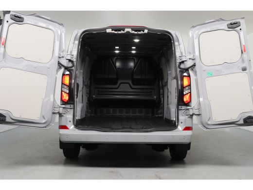 Ford Transit Custom 320 2.0 TDCI L2H1 Limited | Automaat! | Direct Leverbaar! | LED | Navi | Cruise Adaptive | Stoelv... ActivLease financial lease
