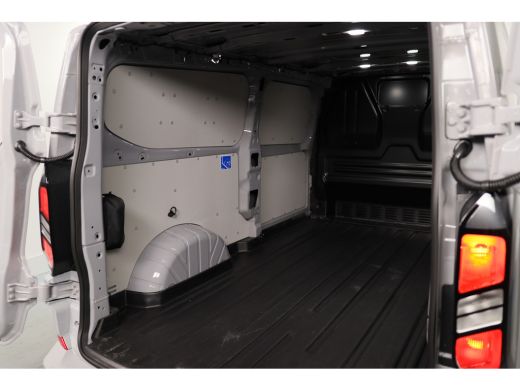 Ford Transit Custom 320 2.0 TDCI L2H1 Limited | Automaat! | Direct Leverbaar! | LED | Navi | Cruise Adaptive | Stoelv... ActivLease financial lease