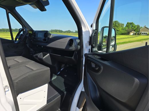 Mercedes Sprinter 315 CDI L3 H2 RWD - Euro 6 - 150 Pk - Navi - MBUX - ParkeerCamera - StoelVerwarming ActivLease financial lease