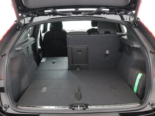 Volvo  C40 Single Motor Extended Range Plus 82 kWh  | Warmtepomp | Semi elektrische trekhaak | Stoel & stuur... ActivLease financial lease