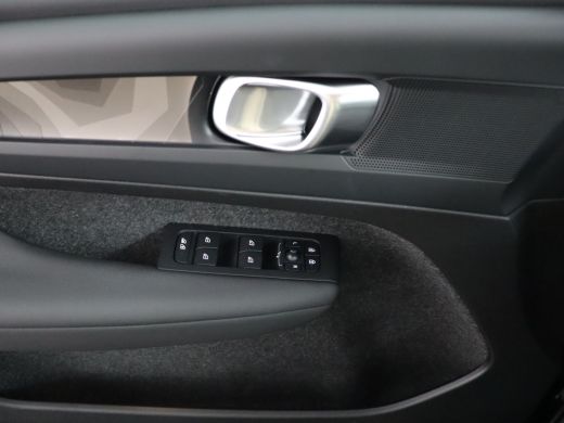 Volvo  C40 Single Motor Extended Range Plus 82 kWh  | Warmtepomp | Semi elektrische trekhaak | Stoel & stuur... ActivLease financial lease
