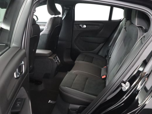 Volvo  C40 Single Motor Extended Range Plus 82 kWh  | Warmtepomp | Semi elektrische trekhaak | Stoel & stuur... ActivLease financial lease