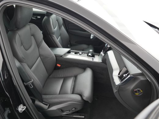 Volvo  XC60 T6 AWD Plus Bright | Semi elektrische trekhaak | Stoel & stuurwielverwarming | Lederen interieur | ActivLease financial lease