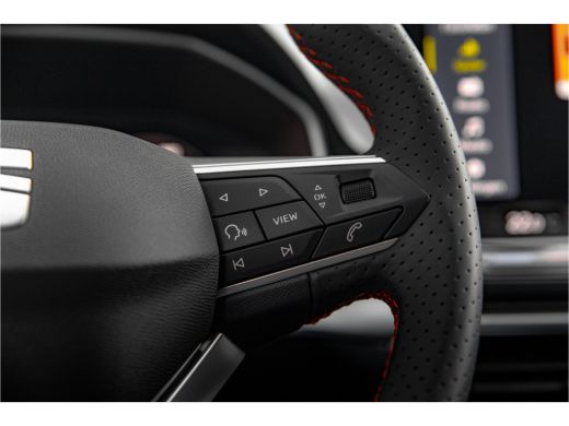 Seat Leon Sportstourer SEAT FR PHEV First Edition | Achteruitrijcamera | Automatisch dimmende binnenspiegel | Dakhemel u... ActivLease financial lease