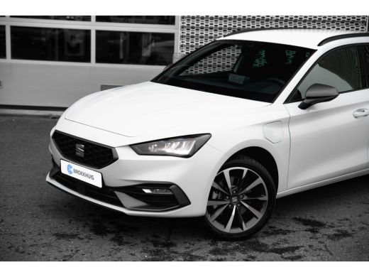 Seat Leon Sportstourer SEAT FR PHEV First Edition | Achteruitrijcamera | Automatisch dimmende binnenspiegel | Dakhemel u... ActivLease financial lease