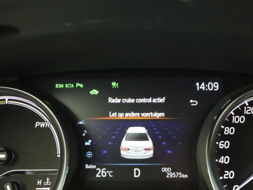 Toyota Camry 2.5 HYBRID EXECUTIVE 29.575 KM! *BTW* Toyota Camry 2.5 HYBRID EXECUTIVE *BTW* + ADAPTIVE CRUISE /... ActivLease financial lease