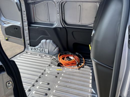 Toyota PROACE CITY Electric Live 50 kWh **TREKHAAK/ APPLE CARPLAY** ActivLease financial lease