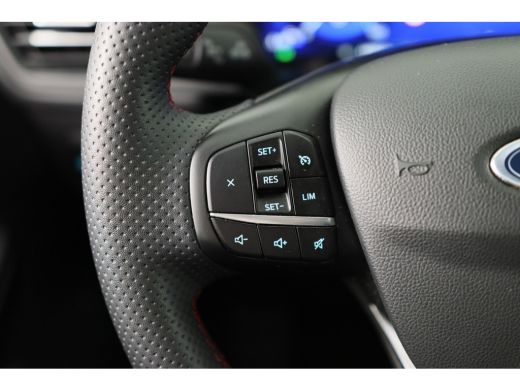 Ford Kuga 2.5 PHEV ST-Line | Navigatie | Camera | Keyless | Climate Control | Parkeersensoren V+A | Lichtme... ActivLease financial lease