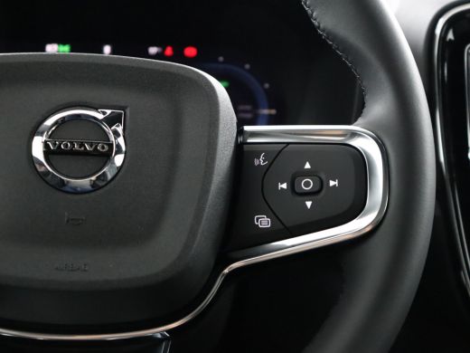 Volvo  C40 Single Motor Extended Range Plus 82 kWh | Warmtepomp | Semi elektrische trekhaak | Stoel & stuurw... ActivLease financial lease