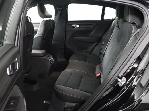 Volvo  C40 Single Motor Extended Range Plus 82 kWh | Warmtepomp | Semi elektrische trekhaak | Stoel & stuurw... ActivLease financial lease