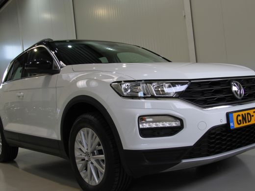 Volkswagen T-Roc 1.0 TSI Style 116pk | Acc | Lane Ass | Clima | PDC ActivLease financial lease