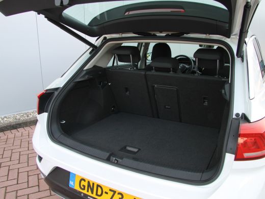 Volkswagen T-Roc 1.0 TSI Style 116pk | Acc | Lane Ass | Clima | PDC ActivLease financial lease