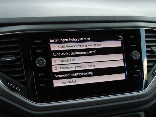 Volkswagen T-Roc 1.0 TSI Style 116pk | Acc | Lane Ass | Clima | PDC ActivLease financial lease