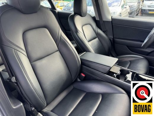 Tesla Model 3 Standard RWD Plus 60 kWh met TREKHAAK ActivLease financial lease