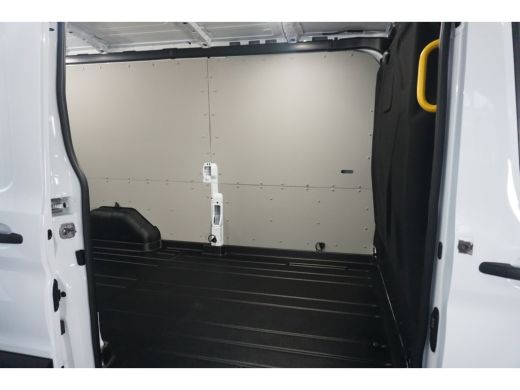 Ford Transit 350 2.0 130 pk TDCI L3H2 Trend | Navigatiesysteem | 13-polige trekhaak met Trailer Sway Control |... ActivLease financial lease