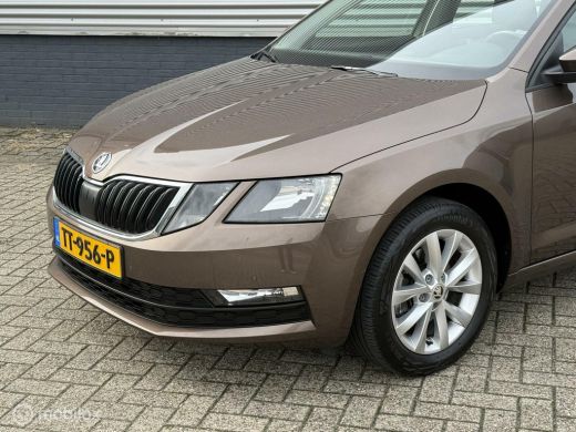 Skoda Octavia Combi 1.0 TSI Greentech Ambition ACC AUTOMAAT ActivLease financial lease