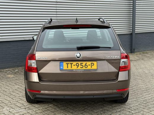 Skoda Octavia Combi 1.0 TSI Greentech Ambition ACC AUTOMAAT ActivLease financial lease
