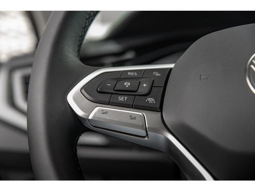 Volkswagen Polo Volkswagen Life Edition Inclusief €2000,- inruilvoordeel + €1000,- korting | 'App-Connect' draadl... ActivLease financial lease