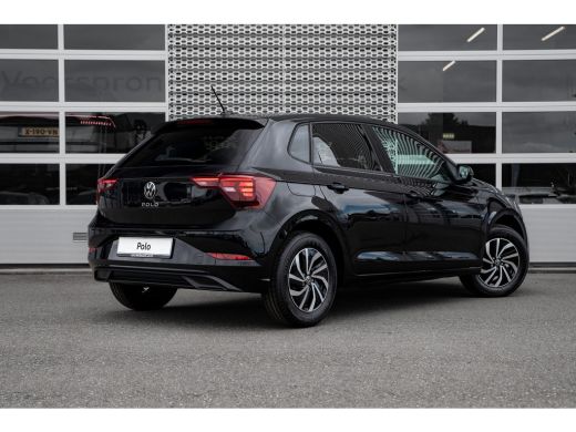 Volkswagen Polo Volkswagen Life Edition Inclusief €2000,- inruilvoordeel + €1000,- korting | 'App-Connect' draadl... ActivLease financial lease