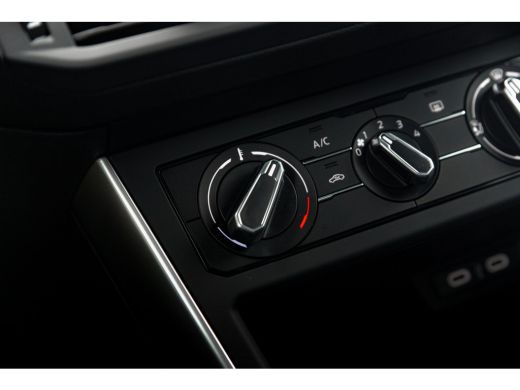 Volkswagen Polo Volkswagen Life Edition Inclusief €2000,- inruilvoordeel + €1000,- korting | 'App-Connect' smartp... ActivLease financial lease