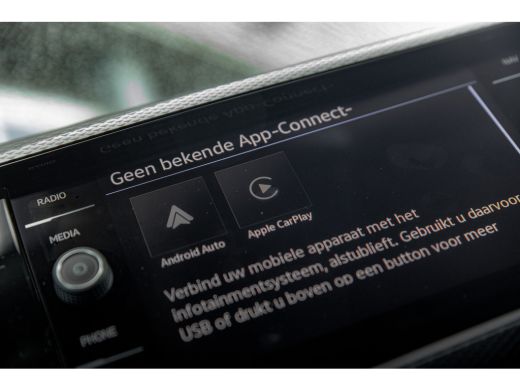 Volkswagen Polo Volkswagen Life Edition Inclusief €2000,- inruilvoordeel + €1000,- korting | 'App-Connect' smartp... ActivLease financial lease