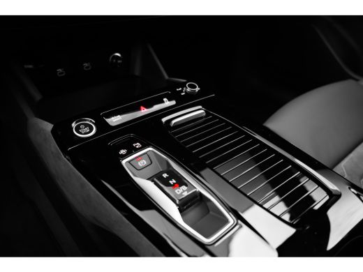 Audi A6 Sportback e-tron Sportback e-tron S edition | Audi smartphone interface | Comfortsleutel | Elektrisch instelbare v... ActivLease financial lease