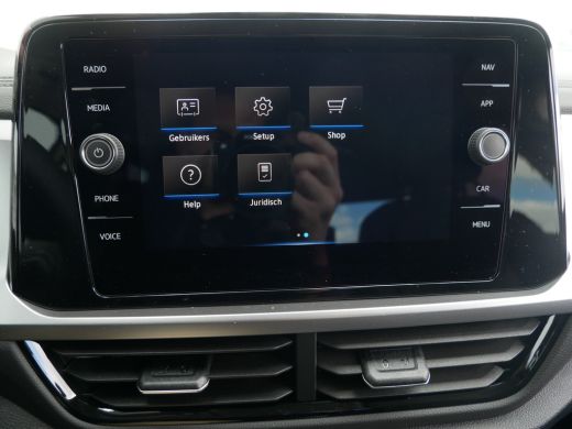 Volkswagen T-Roc 1.0 TSI 110 6MT Life Edition | 'App-Connect' draadloze smartphone integratie | 'App-Connect' draa... ActivLease financial lease