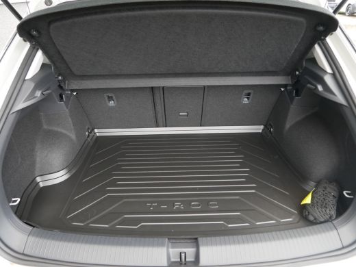 Volkswagen T-Roc 1.0 TSI 110 6MT Life Edition | 'App-Connect' draadloze smartphone integratie | 'App-Connect' draa... ActivLease financial lease