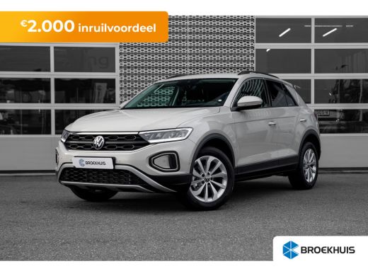 Volkswagen T-Roc 1.0 TSI Life Edition Inclusief €2000,- inruilvoordeel | | Achteruitrijcamera | Airco | Apple Carp... Volkswagen T-Roc 1.0 TSI Life Edition Inclusief €2000,- inruilvoordeel | | Achteruitrijcamera | Airco | Apple Carp...