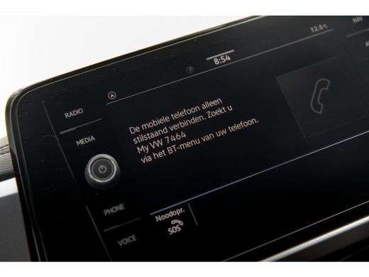 Volkswagen T-Roc 1.0 TSI Life Edition Inclusief €2000,- inruilvoordeel | | Achteruitrijcamera | Airco | Apple Carp... ActivLease financial lease