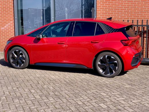 Seat Born 58kWh 204pk | HeadUp Display | Elekr. massagestoelen | BeatsAudio ActivLease financial lease