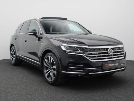 Volkswagen Touareg 3.0 TSi eHybrid Elegance 4MOTION 340PK DSG Panoramadak, trekhaak, 360 gr. camera, leder, stoel-ve... ActivLease financial lease