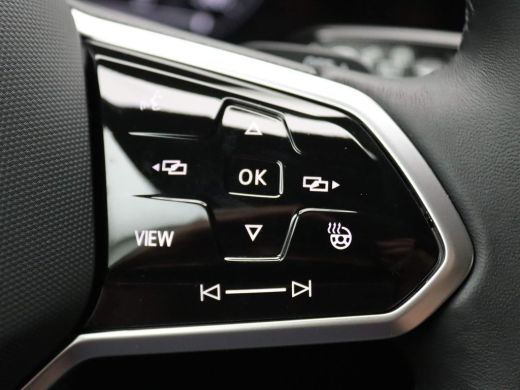 Volkswagen Touareg 3.0 TSi eHybrid Elegance 4MOTION 340PK DSG Panoramadak, trekhaak, 360 gr. camera, leder, stoel-ve... ActivLease financial lease