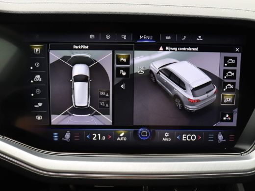 Volkswagen Touareg 3.0 TSi eHybrid Elegance 4MOTION 340PK DSG Panoramadak, trekhaak, 360 gr. camera, leder, stoel-ve... ActivLease financial lease