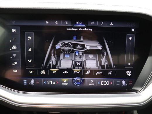Volkswagen Touareg 3.0 TSi eHybrid Elegance 4MOTION 340PK DSG Panoramadak, trekhaak, 360 gr. camera, leder, stoel-ve... ActivLease financial lease