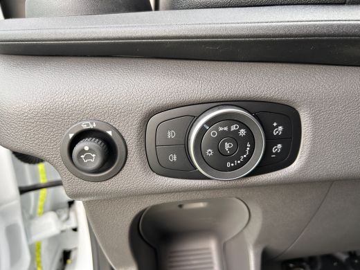 Ford Transit 330 2.0 TDCI 130 pk L3H2 Trend | € 7.111,- voorraadvoordeel | Driver Assistance Pack | Navigatie ... ActivLease financial lease