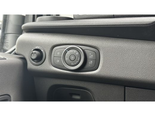 Ford Transit 350 2.0 170 pk TDCI L3H2 Limited | Driver Assistance Pack Ultimate | Elektrisch bedienbare schuif... ActivLease financial lease