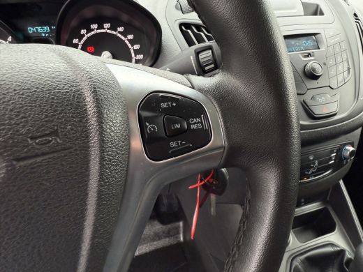 Ford Transit Courier 1.5 TDCI / 1e EIG. / SCHUIFDEUR / AIRCO / CRUISE / NETTE BUS / LICHTMETALEN VELGEN ActivLease financial lease