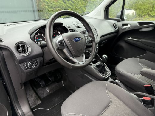 Ford Transit Courier 1.5 TDCI / 1e EIG. / SCHUIFDEUR / AIRCO / CRUISE / NETTE BUS / LICHTMETALEN VELGEN ActivLease financial lease