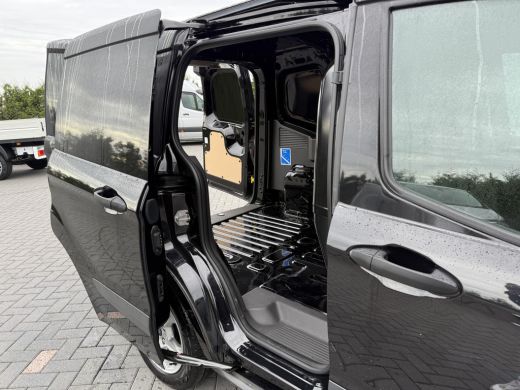 Ford Transit Courier 1.5 TDCI / 1e EIG. / SCHUIFDEUR / AIRCO / CRUISE / NETTE BUS / LICHTMETALEN VELGEN ActivLease financial lease