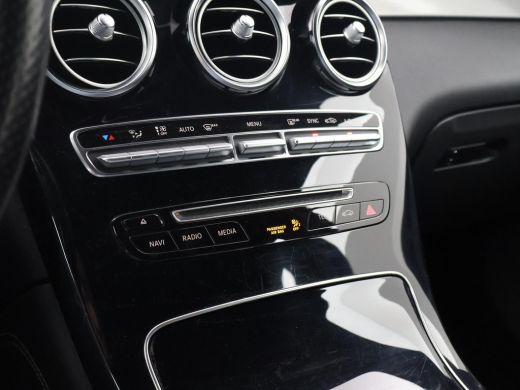 Mercedes GLC 250d 204 PK AUT9 4MATIC AMG SPORT EDITION + TREKHAAK 2500 KG / STOELVERW. ActivLease financial lease