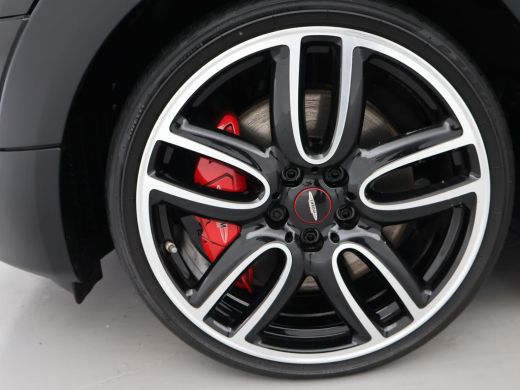 Mini Clubman S 2.0 JOHN COOPER WORKS JCW ALL4 231 PK AUT. + PANORAMA / CAMERA / CARPLAY ActivLease financial lease