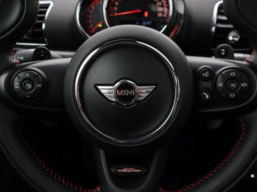 Mini Clubman S 2.0 JOHN COOPER WORKS JCW ALL4 231 PK AUT. + PANORAMA / CAMERA / CARPLAY ActivLease financial lease