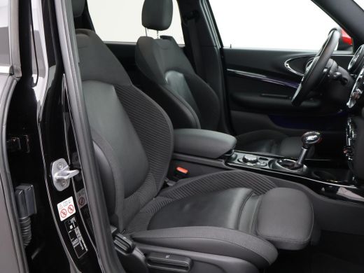 Mini Clubman S 2.0 JOHN COOPER WORKS JCW ALL4 231 PK AUT. + PANORAMA / CAMERA / CARPLAY ActivLease financial lease