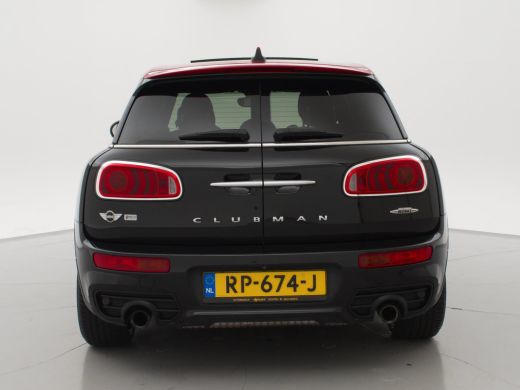 Mini Clubman S 2.0 JOHN COOPER WORKS JCW ALL4 231 PK AUT. + PANORAMA / CAMERA / CARPLAY ActivLease financial lease