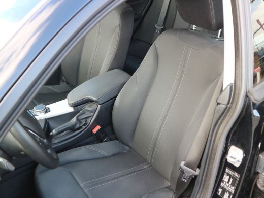 BMW 4 Serie Gran Coupé 418i Executive Edition 1e EIG NAVI XENON CLIMA ActivLease financial lease
