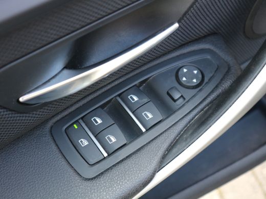 BMW 4 Serie Gran Coupé 418i Executive Edition 1e EIG NAVI XENON CLIMA ActivLease financial lease